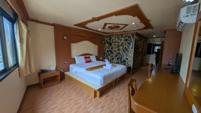Tiger Complex Hotel and Restaurant – Foto’s 16